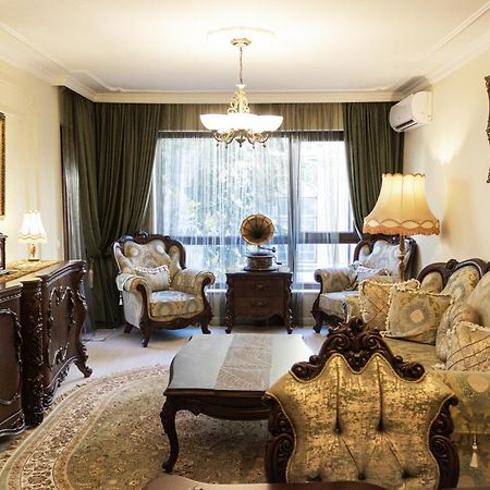 Central Luxury Antique Apartment Varna Exterior foto