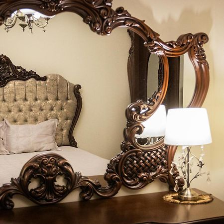 Central Luxury Antique Apartment Varna Exterior foto
