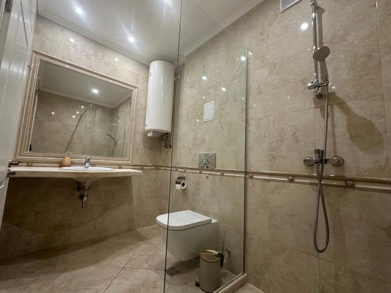 Central Luxury Antique Apartment Varna Exterior foto